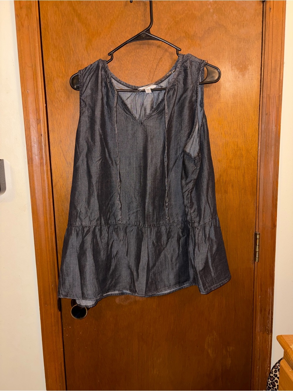 Time and Tru Charcoal Gray Sleeveless Peplum Tank